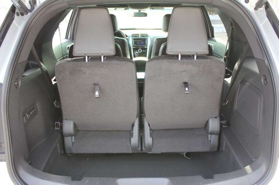  Ford Explorer Limited 4WD 2011 года  (фото 10 из 60)